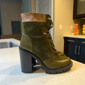 Coach 2019 army green lace up boots